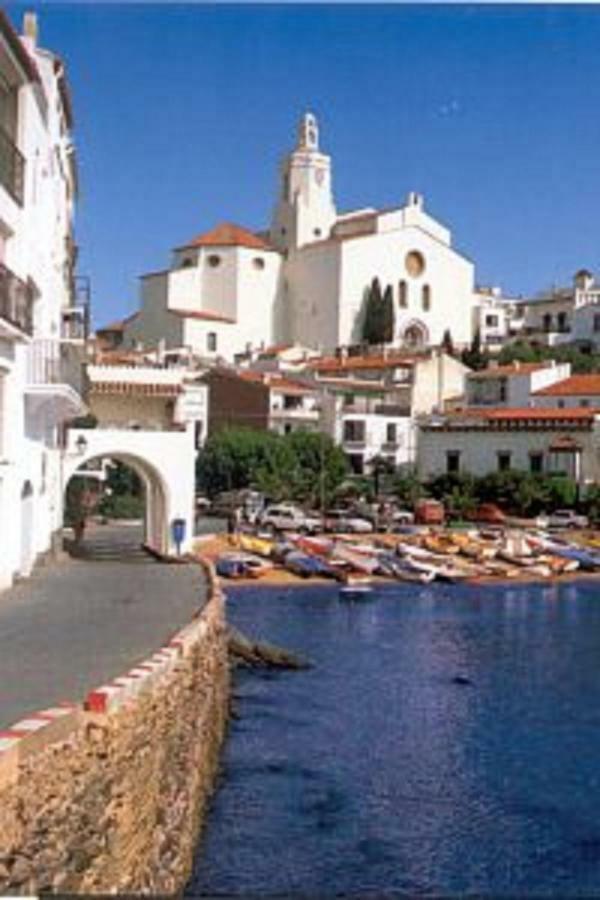 Casas Del Mar Villa Кадакес Екстериор снимка